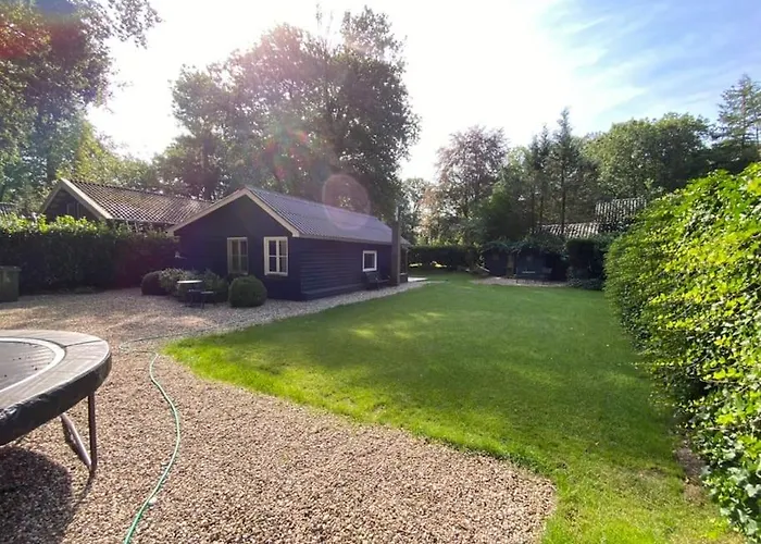 Prachtig Met Grote Tuin Op De Veluwe