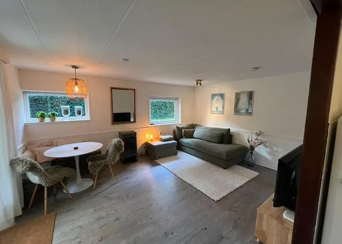 Holiday home Prachtig Met Grote Tuin Op De Veluwe Wenum