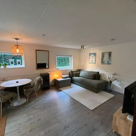 Сasa de vacaciones Prachtig Met Grote Tuin Op De Veluwe Wenum